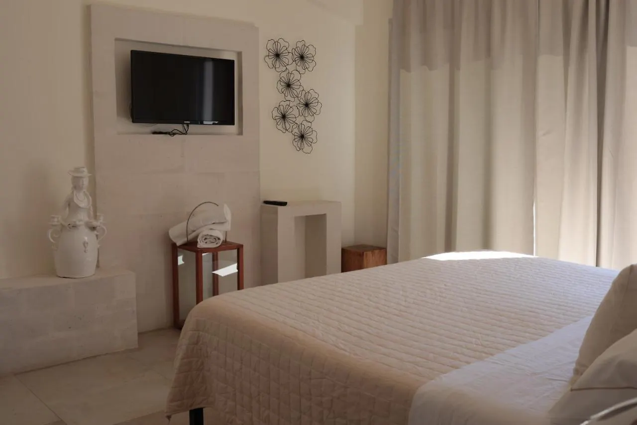 Coralli Del Plemmirio Syracuse